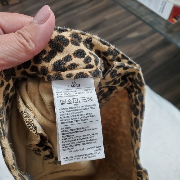 Old Navy Kids Animal Print Jeggings Pants - Picture 6 of 6